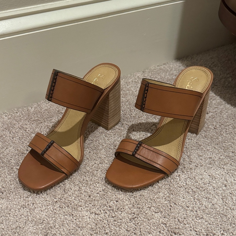 Splendid Tan Block Heel Sandals